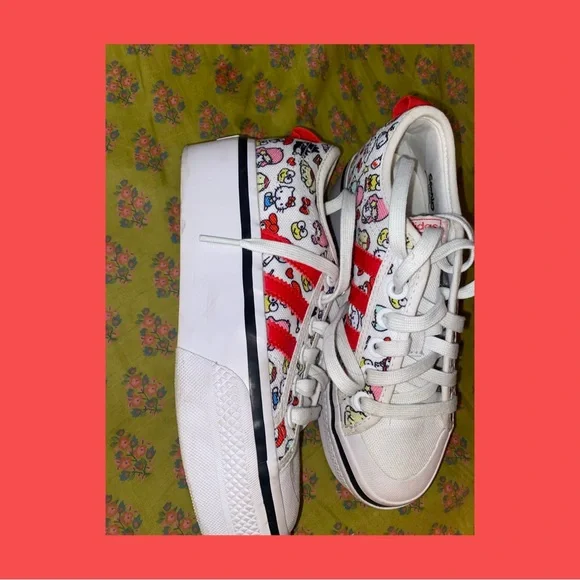 Adidas x Hello Kitty Nizza Platform 4 - Picture 2 of 6
